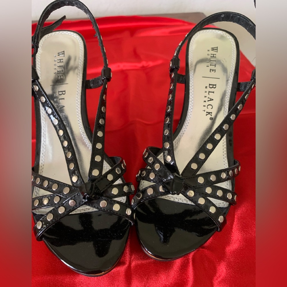 White House Black Market sexy patent leather wedge NEW